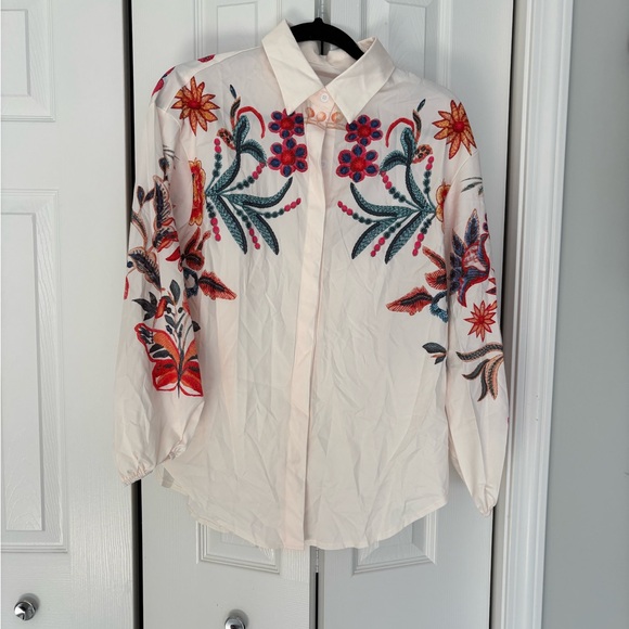 SHEIN Elegant Button-Up Blouse - Picture 1 of 3